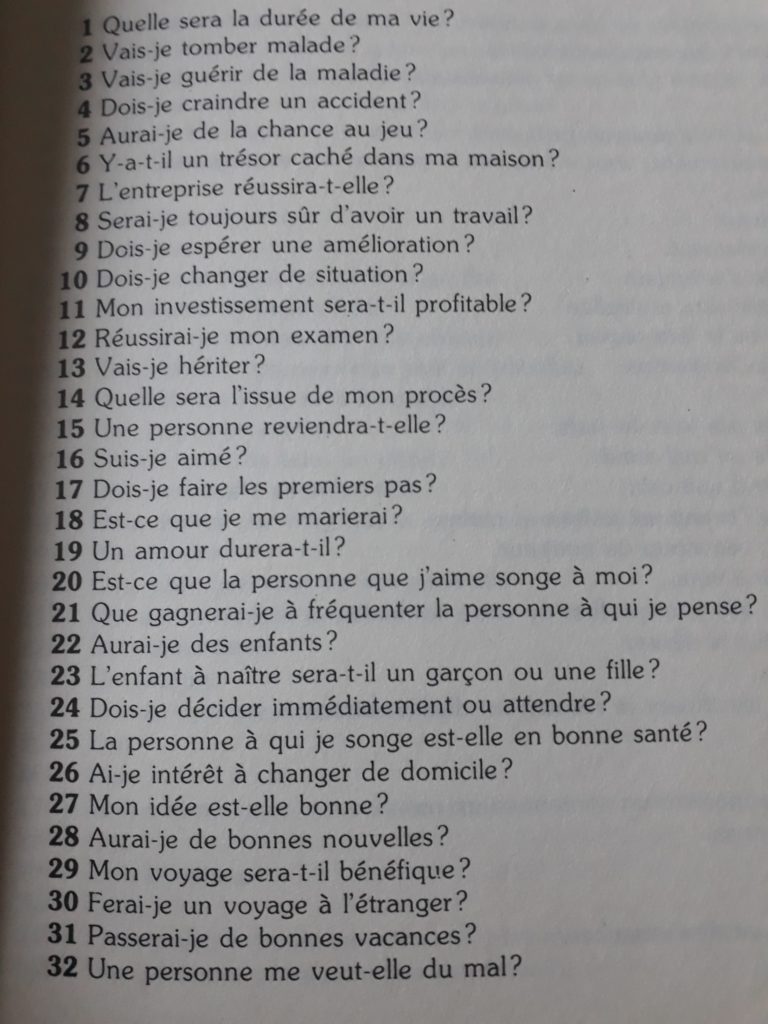 La géomancie, voyance complète.